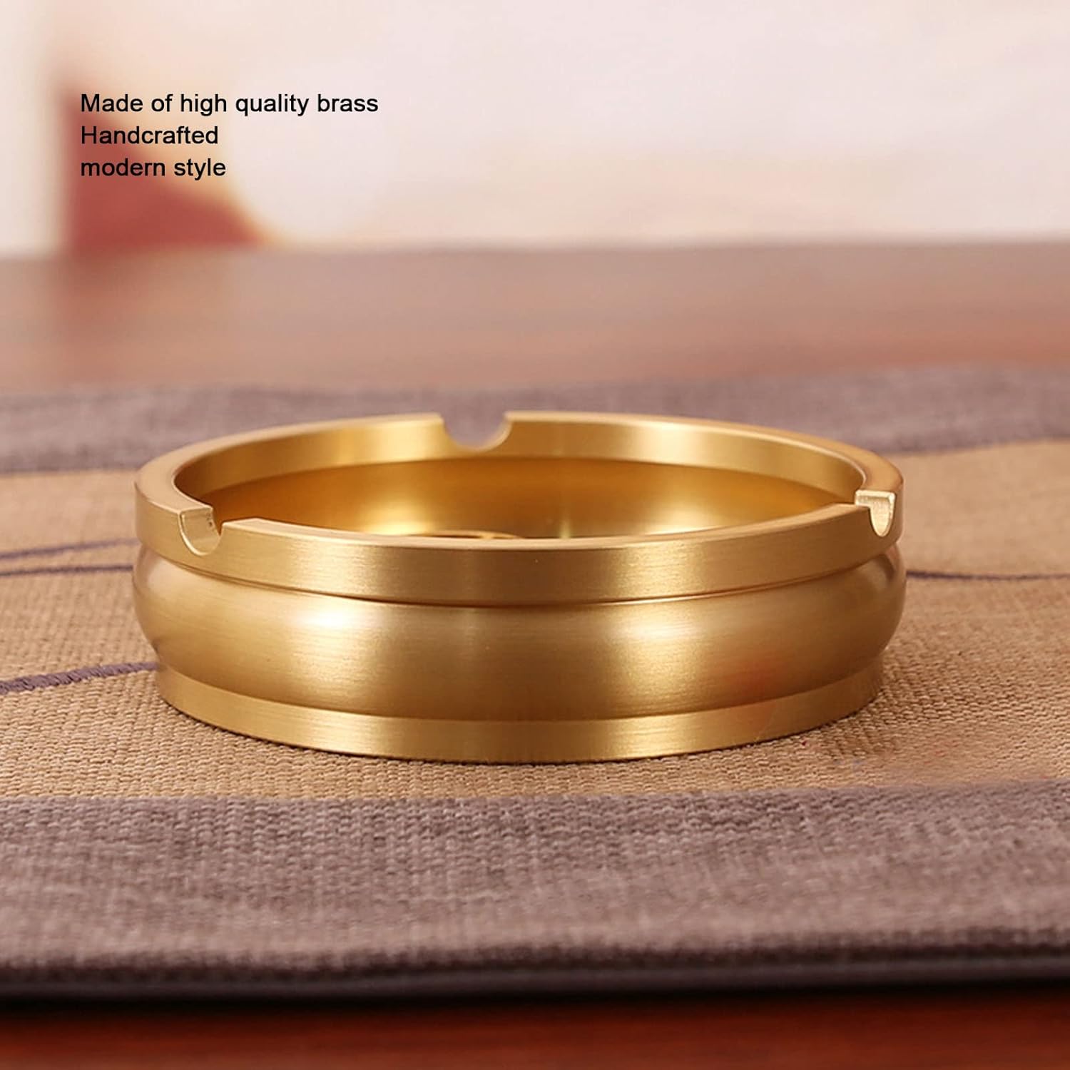 Joyzan Durable Brass Round Ashtray for Cigarettes