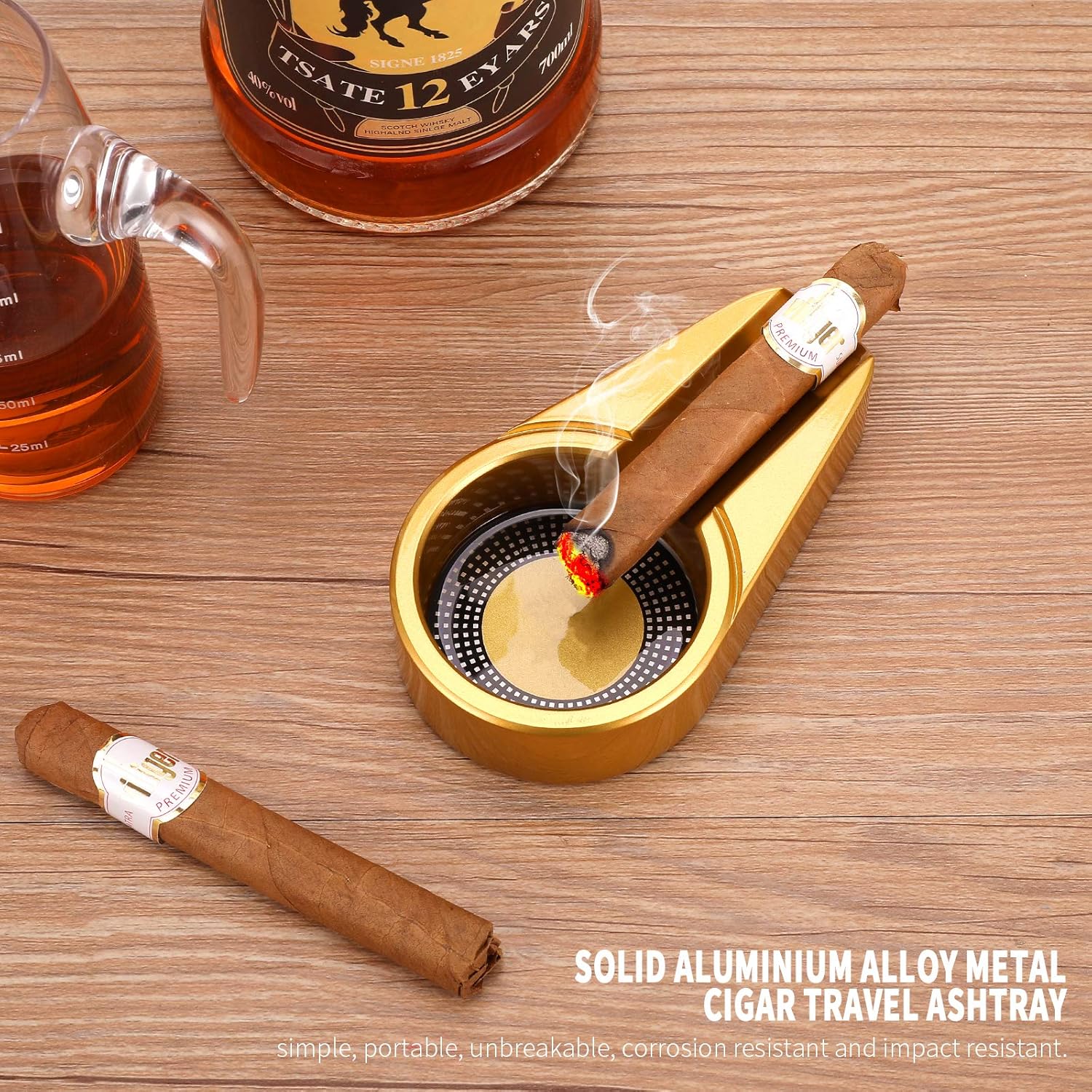 CiTree Cigar Travel Ashtray in Gold Metal