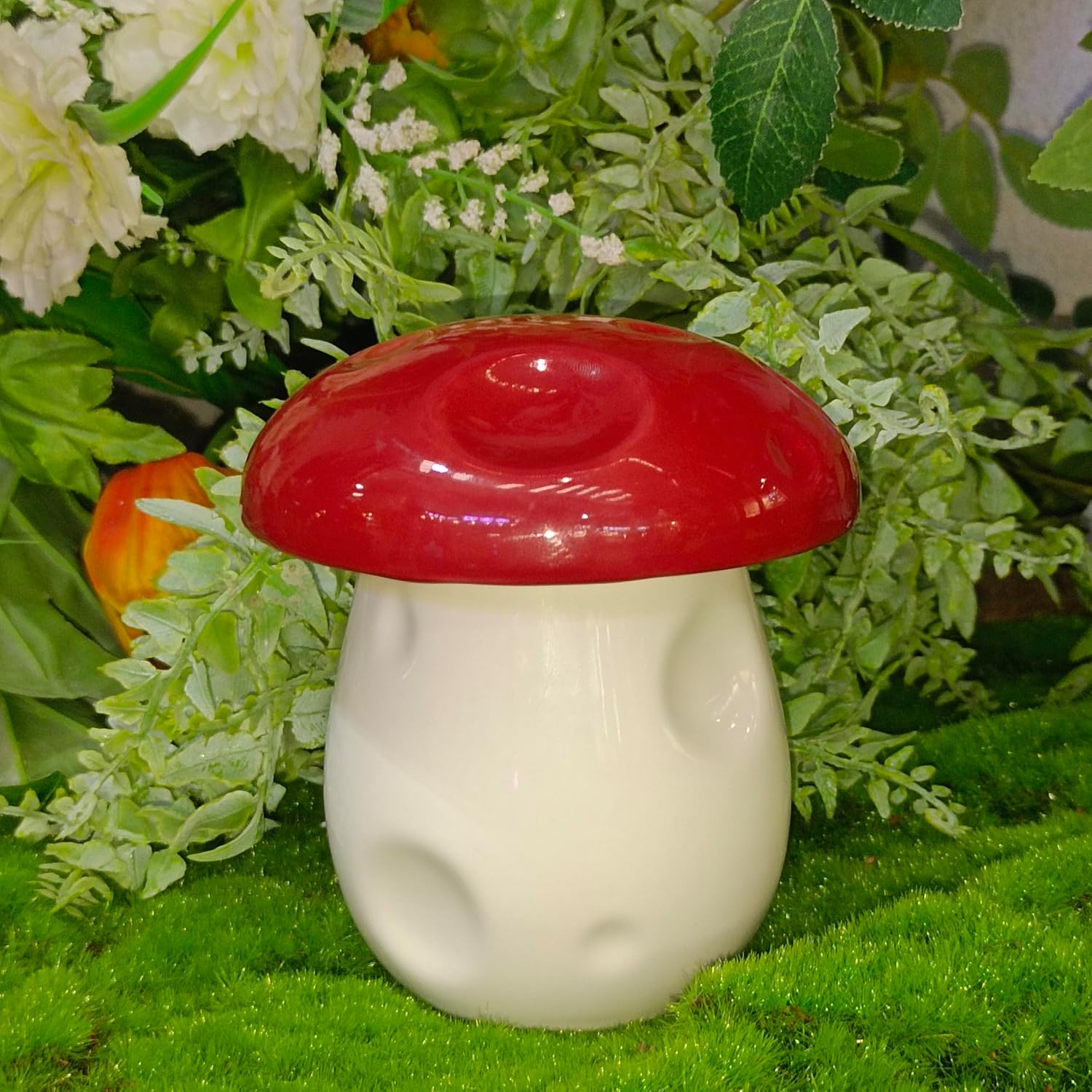 Cute Mushroom Ashtray with Lid for Home and Office Use
